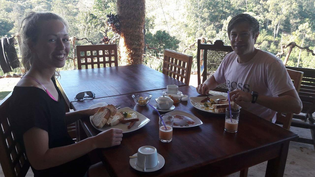 Bed and breakfast Ella Sisila View Extérieur photo